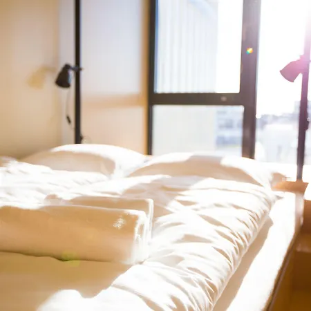 Dock Warnemuende אכסניה *