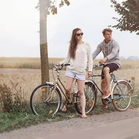 Dock Warnemuende * רוסטוק