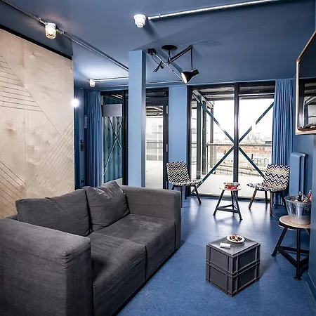 Dock Warnemuende * רוסטוק