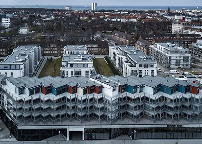 Dock Warnemuende * Росток