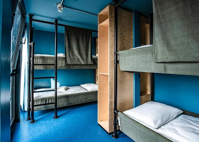 Dock Warnemuende Хостел