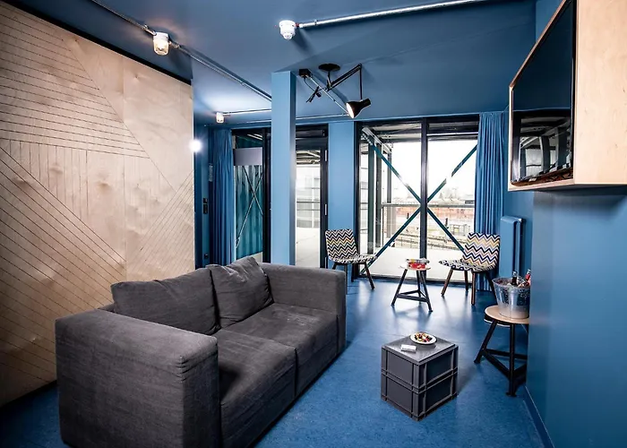 Dock Warnemuende Хостел